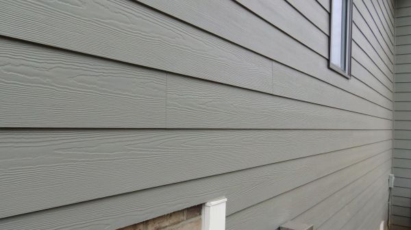 Cement Board Siding Repair in Franklin