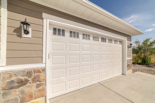 Garage Siding Repair in Franklin