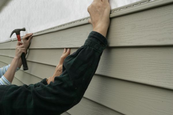 Cost of Insulated Siding Installation in Franklin