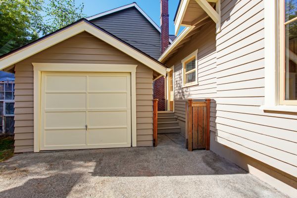 Garage Siding Replacement in Franklin