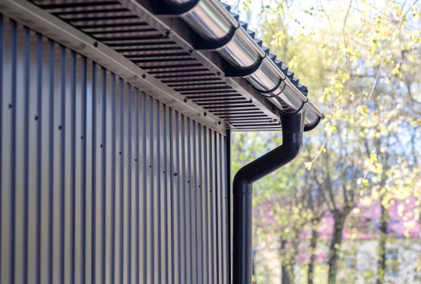 Sheet Metal Siding Repair in Franklin